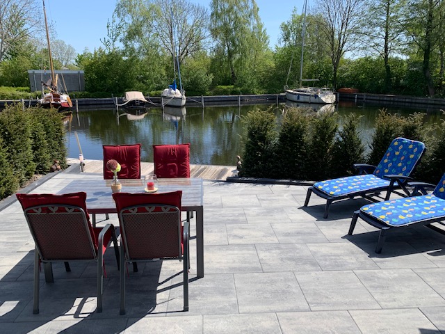 Haus 86 mit 11m Steganlage und 60m² Terrasse